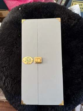 Franklin Mint Jackie Kennedy Doll Collector Wardrobe Trunk Set with John F. Kenn